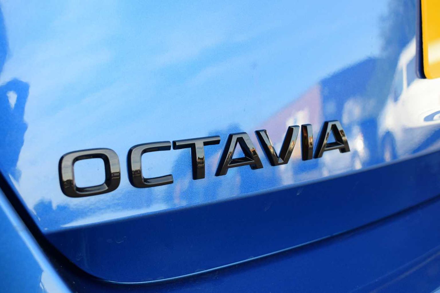 SKODA Octavia 2.0TDI (200ps) vRS SCR DSG