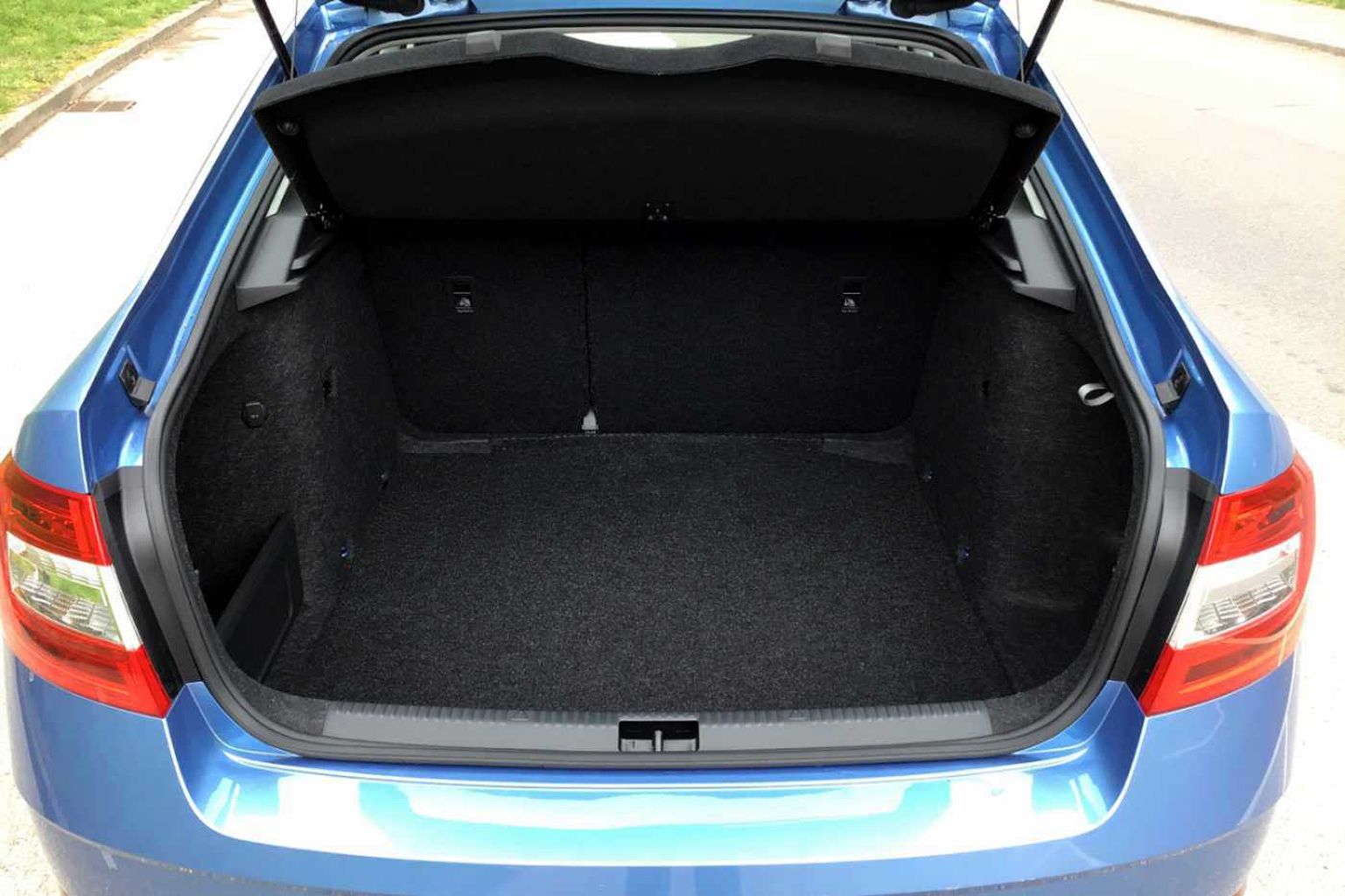 SKODA Octavia Hatchback (2017) 1.4 TSI SE (150PS) DSG