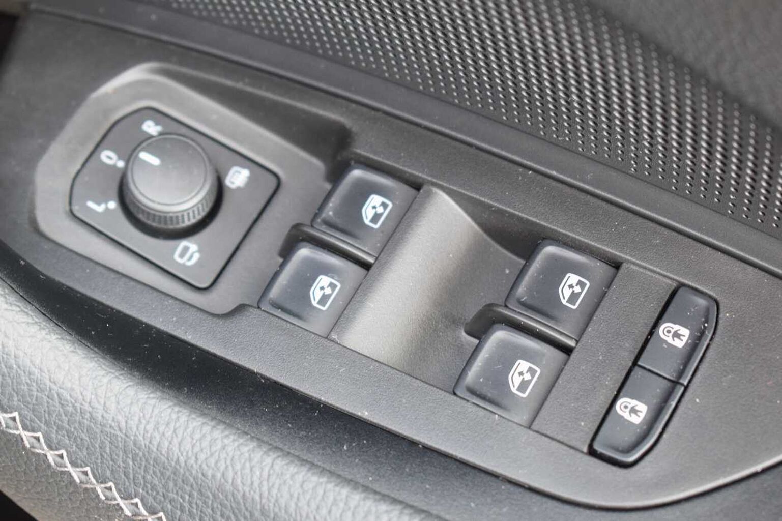 SKODA Kodiaq 2.0TDI (193ps) 4X4 SE L (7 seats) DSG